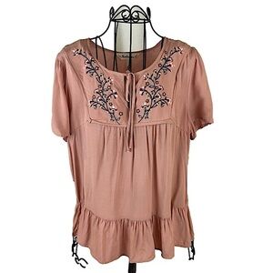 Tantrums Blush Mauve Western Embroidered Flowers Ruffle Top Women’s Size Medium